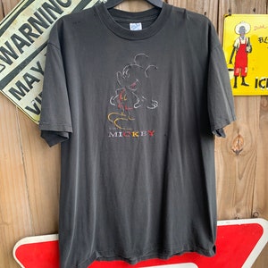 Vintage 80s Mickey Mouse T-shirt Size XL by Velva Sheen
