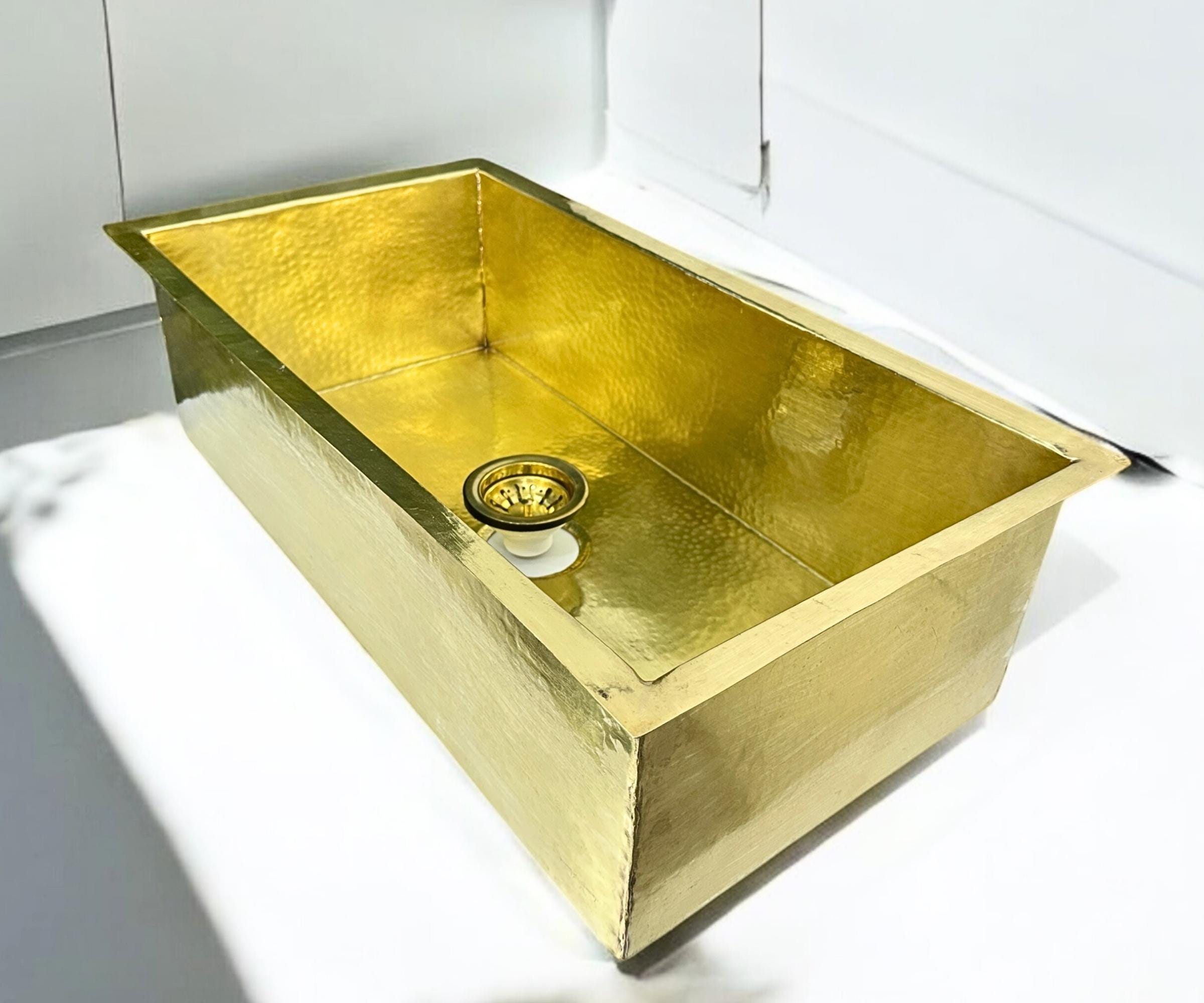 Handmade Solid Brass Undermount Kitchen Sink: Marrakech Craft