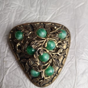Vintage-Miracle brooch