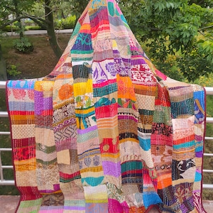 Indian handmade patchwork Silk kantha quilt hippie bedding bedspread boho bohemian vintage kantha blanket gudari king/twin size bed cover