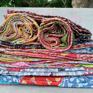 Old Vintage Assorted One Piece, Handmade Reversible Blanket Throw, Kantha Quilt, Cotton Fabric Bohemian Quilt, Quilting Bedcover zdjęcie 6