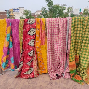 Wholesale Lot Of Indian Vintage Kantha Quilt Handmade Throw Reversible Blanket Bedspread Cotton Fabric Vintage quilt image 2