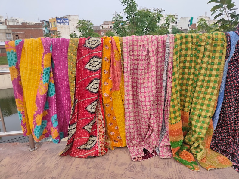 Wholesale Lot Of Indian Vintage Kantha Quilt Handmade Throw Reversible Blanket Bedspread Cotton Fabric Vintage quilt image 2