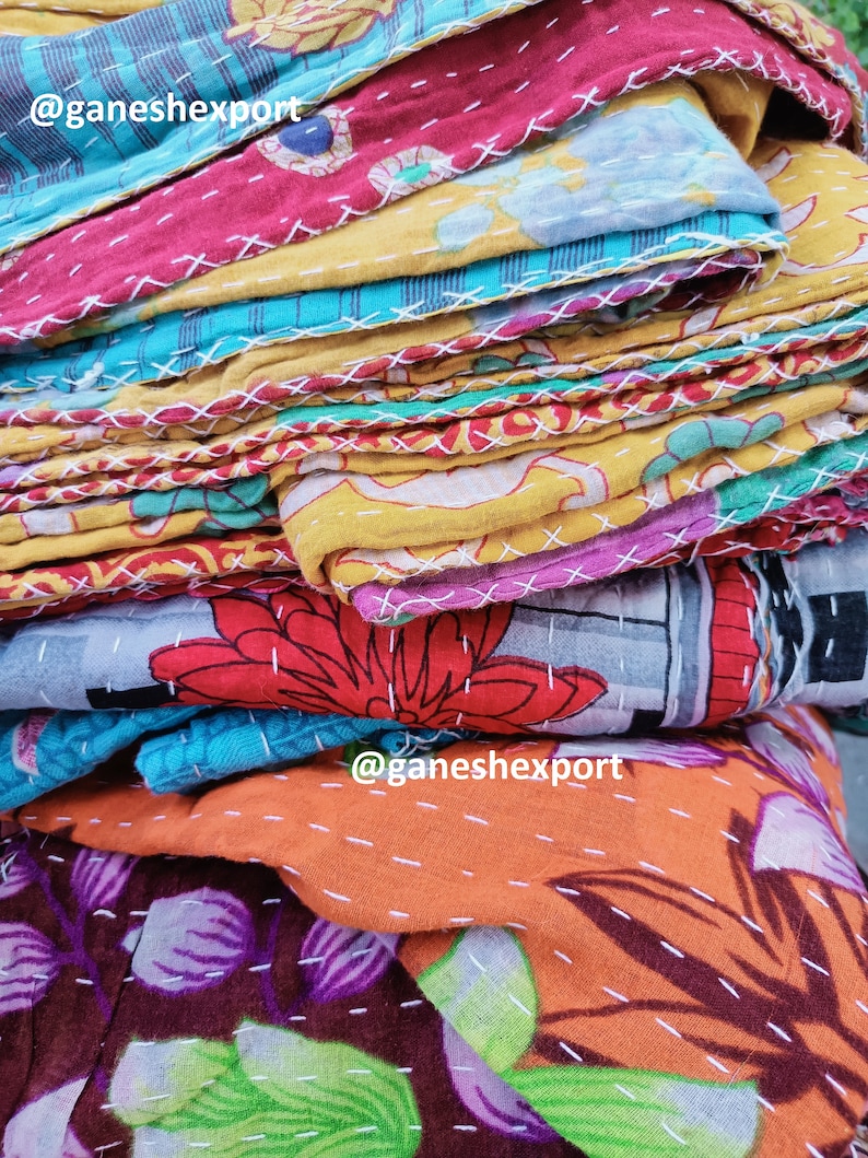 Old Vintage Assorted One Piece, Handmade Reversible Blanket Throw, Kantha Quilt, Cotton Fabric Bohemian Quilt, Quilting Bedcover zdjęcie 10