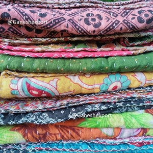 Old Vintage Assorted One Piece, Handmade Reversible Blanket Throw, Kantha Quilt, Cotton Fabric Bohemian Quilt, Quilting Bedcover zdjęcie 8