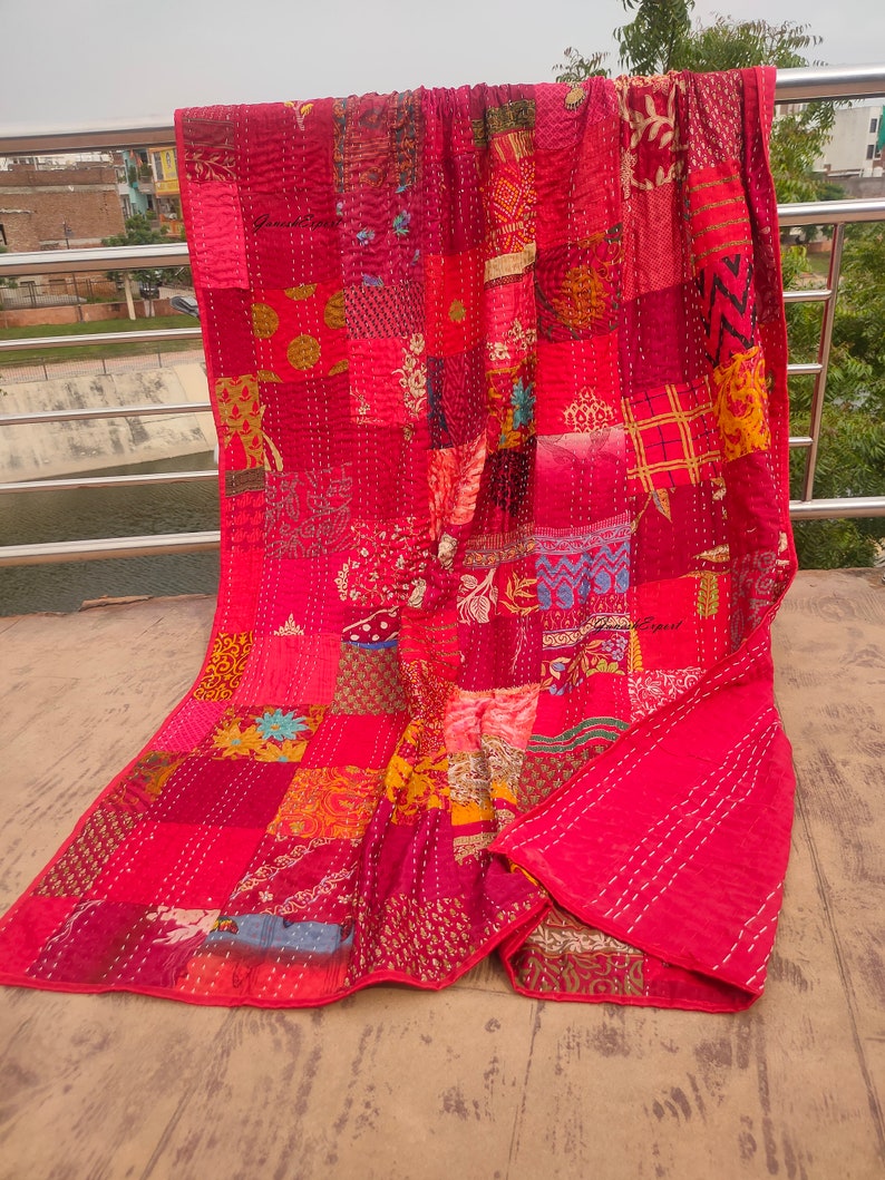 Colcha de retazos bohemia, colcha Kantha hecha a mano, colchas vintage bohemias, tamaño doble, manta, colcha acolchada hippie de 89.8 x 59.8 in Red