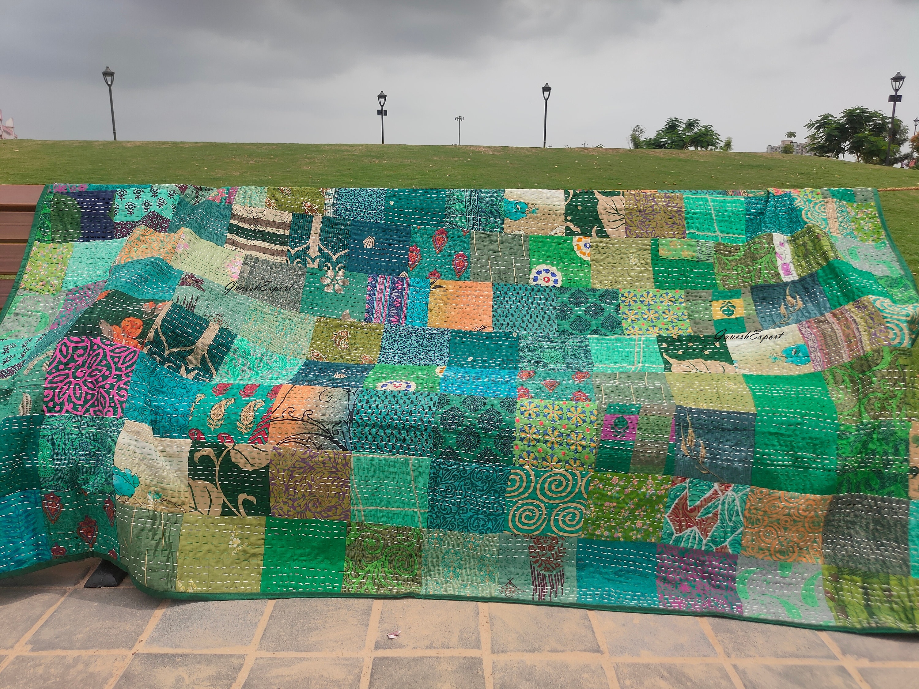 ヴィンテージの手作りパッチワークキルト - Etsy 日本