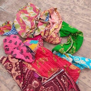 Wholesale Lot Of Indian Vintage Kantha Quilt Handmade Throw Reversible Blanket Bedspread Cotton Fabric Vintage quilt image 7