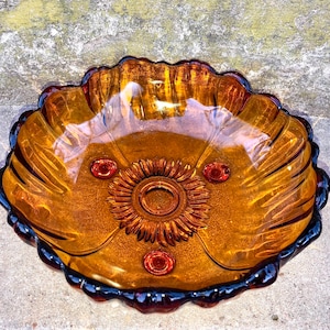 Vintage 1970’s Indiana Co. Amber Glass Sunflower Fruit Salad Footed Bowl Centerpiece Large 11” HEAVY retro flower pattern