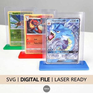 File digitale SVG / Supporto per carte Pokemon / Supporto / Display Pokemon / Regalo nerd geeky / Pikachu / Uso commerciale / Download taglio laser