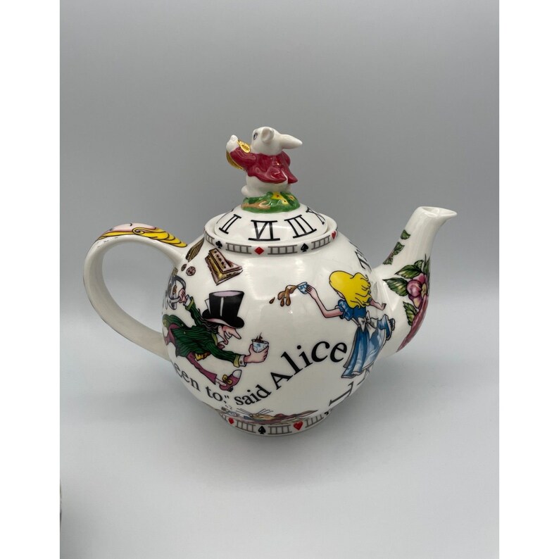 Paul Cardew Alice in Wonderland Mad Hatter Motif Complete Tea Set