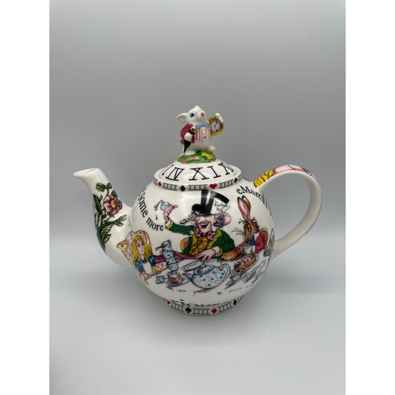 Paul Cardew Alice in Wonderland Mad Hatter Motif Complete Tea Set