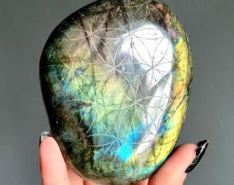 Sacred Mandala Labradorite Freeform | Rainbow Spectrolite Flash | 403g | Large Crystal Talisman from Madagascar