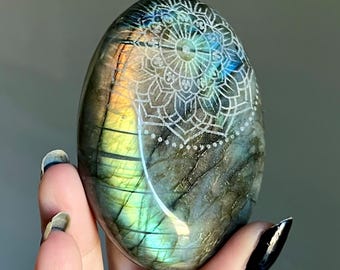 Sacred Spectrolite Labradorite Stone Mandala Crystal Talisman | Rainbow Labradorite Palm Stone | OOAK Mandala Meditation Stone