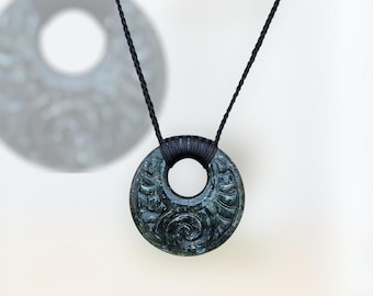 Rare New Zealand Bowenite/ Tangiwai Pendant