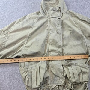 Chaqueta Free People para mujer, talla S, mezcla de algodón teñido con técnica tie-dye, cuello militar, bolsillos, corte corto. imagen 17