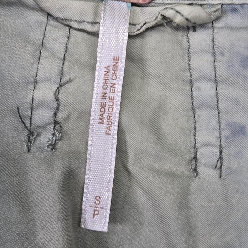 Chaqueta Free People para mujer, talla S, mezcla de algodón teñido con técnica tie-dye, cuello militar, bolsillos, corte corto. imagen 11