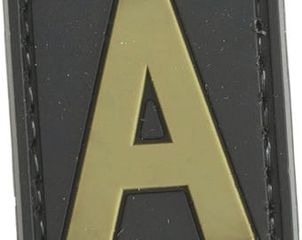 Écusson tactique à lettres en caoutchouc PVC Patchmate - Lettre « A » - Écusson tactique auto-agrippant 1,3 x 1 pouce