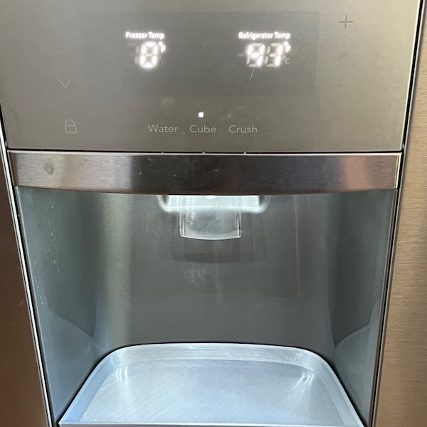 Replacement tray for Frigidaire Gallery water and ice dispenser