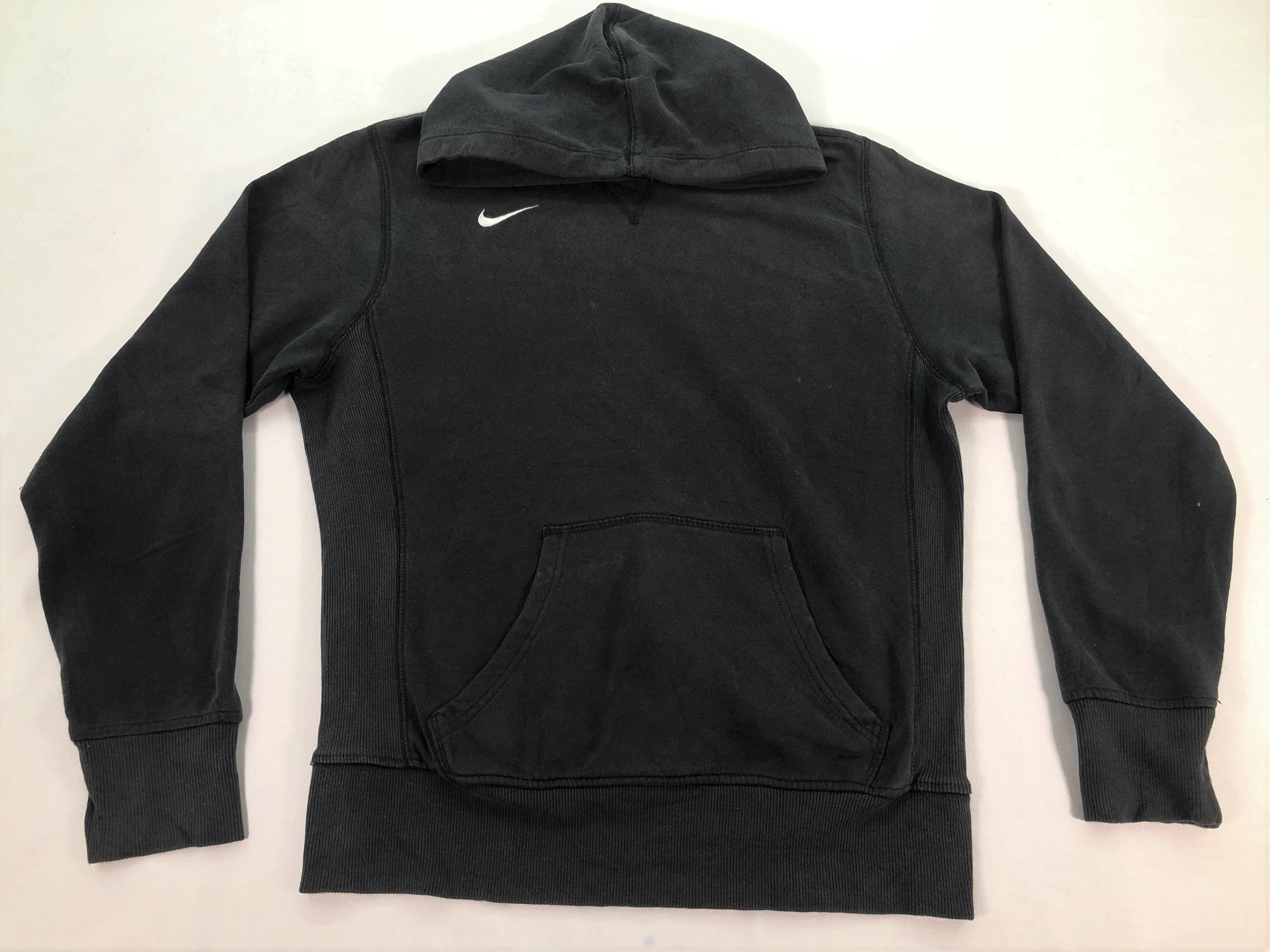 nike mini swoosh oversized hoodie black