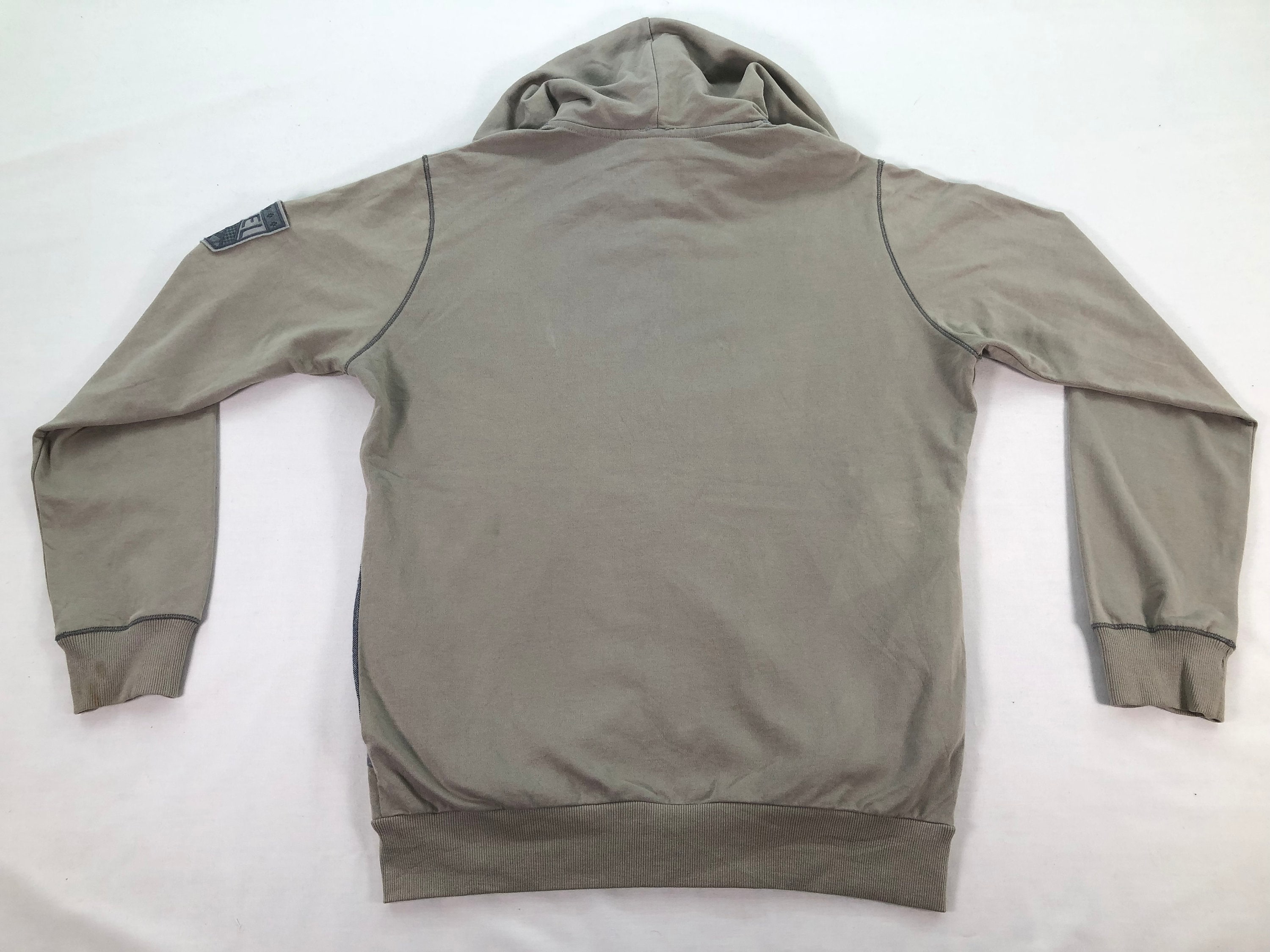 【DIESEL】FELT PATCH KNIT HOODIE 2403T DIESEL】FELT PATCH KNIT HOODIE 2403T