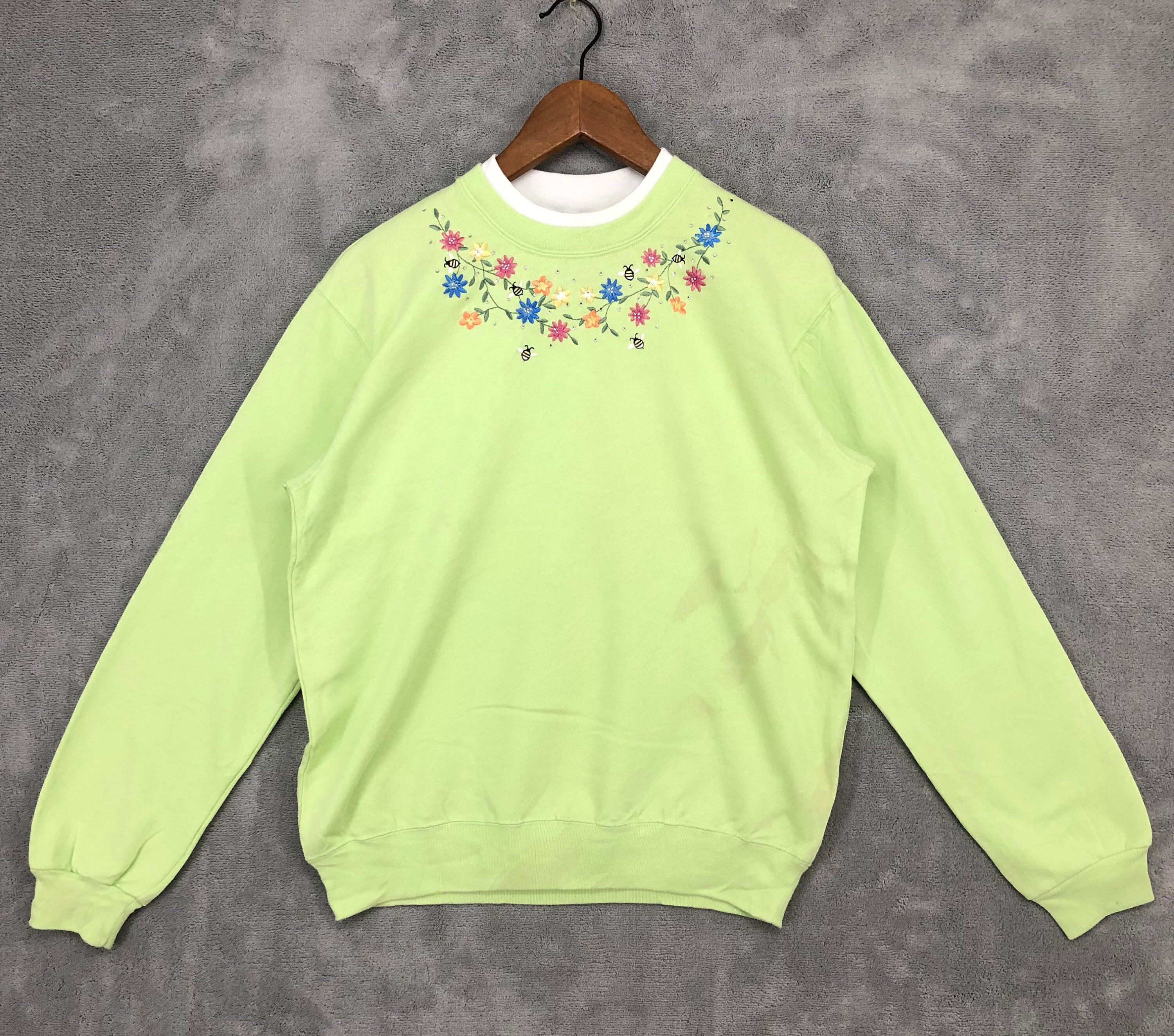 Sweat à volants aux épaules et motif brodé fille ecru