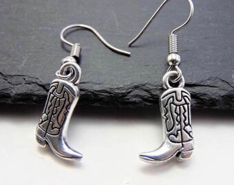 Antique silver color cowboy/cowgirl boots earrings
