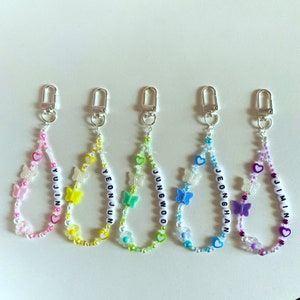 custom kpop keychain / beads keychain