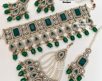 Elegant Pakistani choker Set/Pakistani bridal set with Jhoomer/ Passa/high quality jewelry/Reception jewelry/green