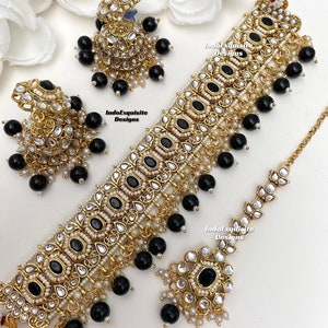 Gorgeous Kundan Choker Set/ Indian Jewelry/unique Kundan choker set/Indian jewelry set/Bridal jewelry/black