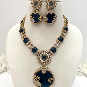 Premium Quality Sabyasachi inspired uncut Kundan Moissanite necklace set/uncut Kundan choker set/Navy blue/Montana blue