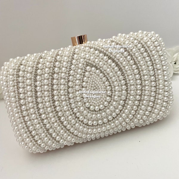 Gorgeous White pearls clutch (comes with a string) / Designer Evening clutch/ purse/bag/clutch