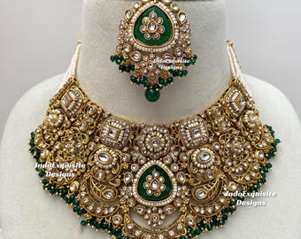 Conjunto nupcial Kundan verde de primera calidad que incluye todos los accesorios / joyería nupcial india