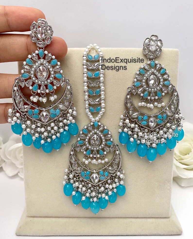 High quality Silver Polki Earrings and Tikka Set/ Indian Jewelry/ Bollywood Jewelry/ High Quality Jewelry/ Silver reverse ad tikka set Firozi
