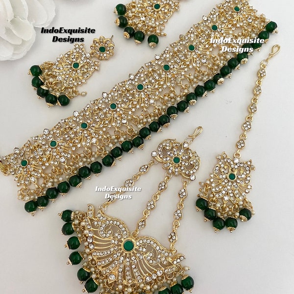 Gold base Pakistani green choker Set/Pakistani bridal set with Jhoomer/ Passa/high quality jewelry/Reception jewelry