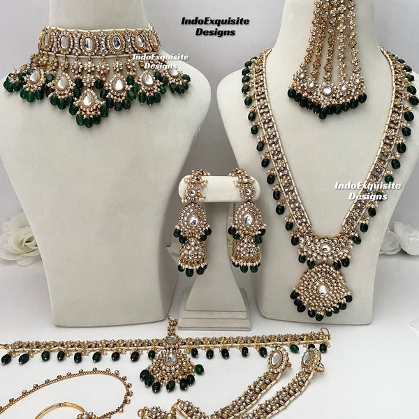 Elegant high quality green Kundan bridal set comes with all accessories/ Indian bridal jewelry/ kundan and Polki jewelry