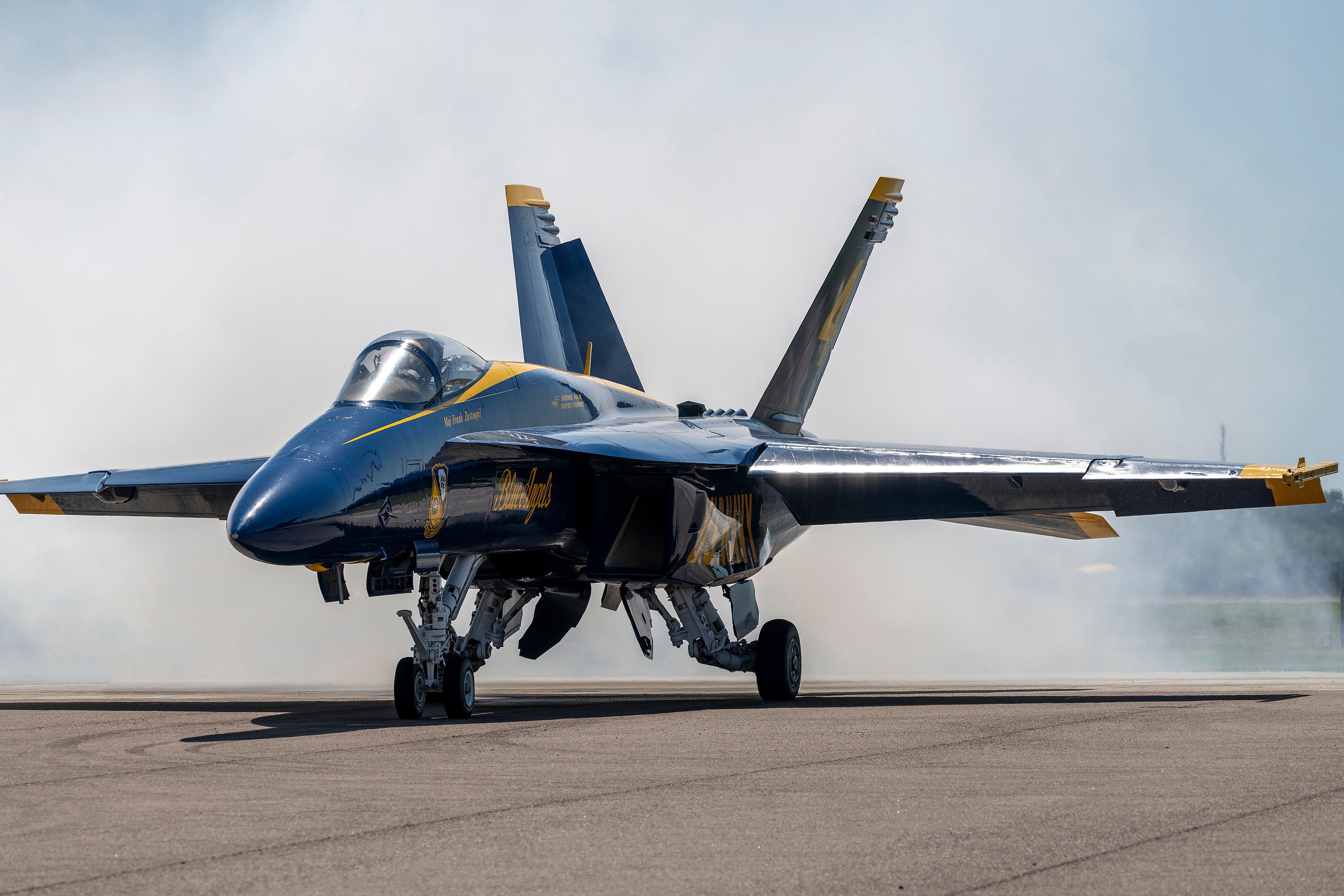 Smoke Taxiing With the Blue Angels, F/A-18 Super Hornet, Military