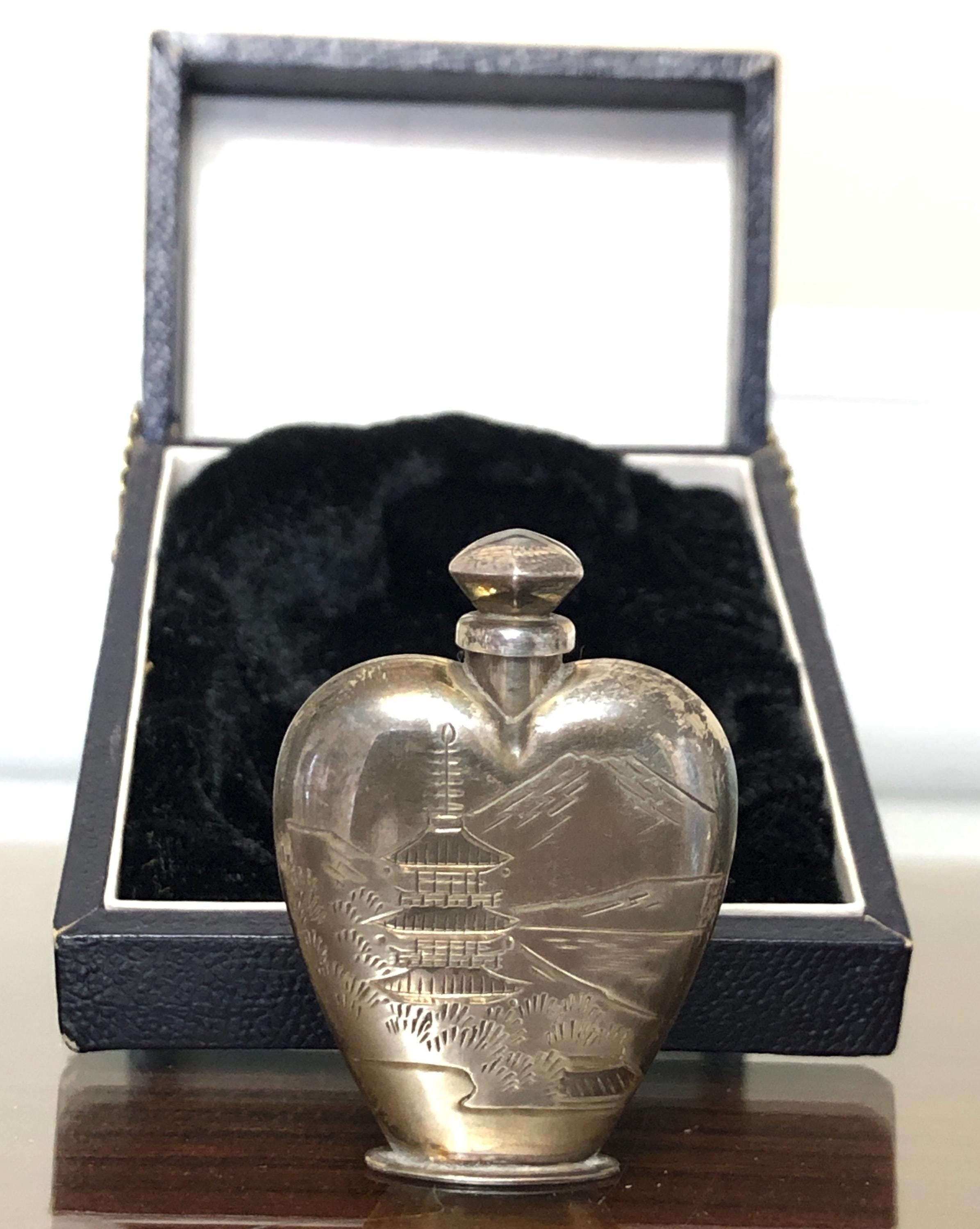 メキシカン シエスタの風景 ヴィンテージ パフュームボトル 小さいデカンタ 92 メキシカン シエスタの風景 ヴィンテージ パフュームボトル 小さい