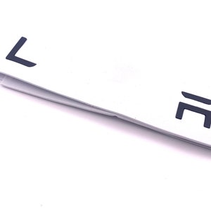 Insignia con letras T E S L A de metal para parte trasera del modelo Highland 3 con plantilla de colocación de espuma para Tesla Model 3/Y/S/X (varios colores)