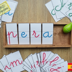 Montessori Movable Alphabet in Spanish, Cursive Alphabet Letter Cards in Spanish, Lowercase Alphabet, large and small Alphabet sizes.