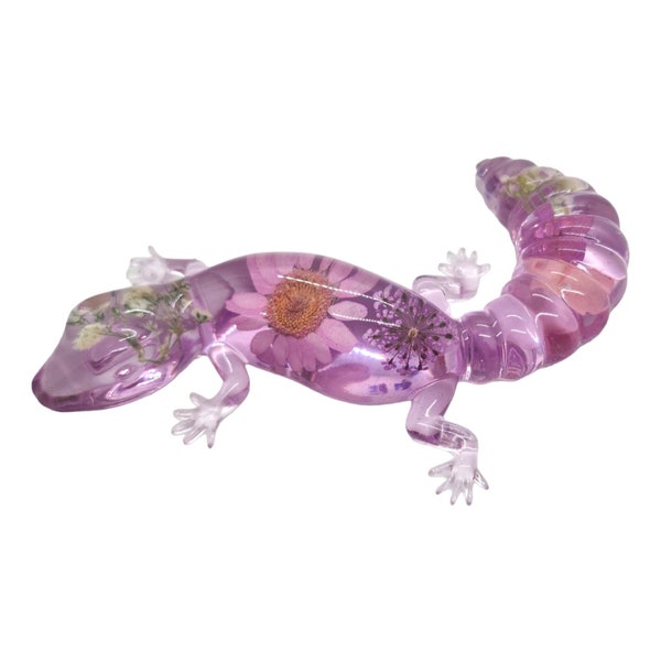 Resin Gecko with Real Flowers