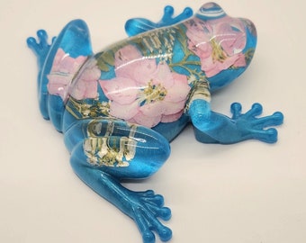 Resin Frog with Real Flowers