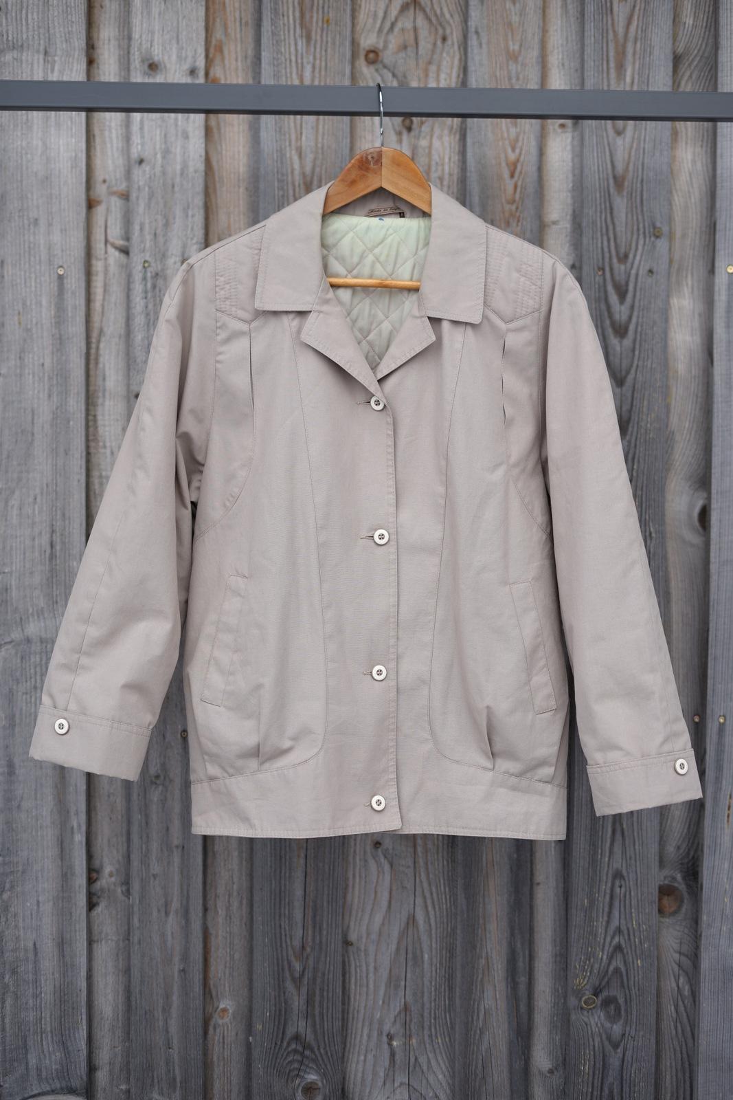 Vintage 50s, 60s Style Beige, Short Cropped, Rockabilly, Mod