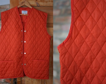 Vintage 90s boxy, loose fit, orange, minimalist, quilted, puffer vest, liner waistcoat with pockets and snap buttons, size L-XL woman