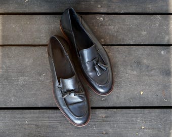 Pre-Owned Black Leather Tassel Loafers, Mens Size 42