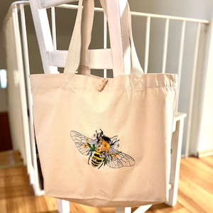 Handtasche mit Biene, Einkaufstasche  bestickt nach Wunsch,personalisiert