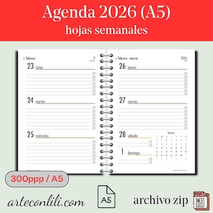 Puede incluir: Un planificador semanal A5 abierto para 2026, con encuadernación en espiral. Las páginas muestran los días de la semana, con espacio para notas. La portada tiene el texto "Agenda 2026 (A5) hojas semanales". El planificador incluye un pequeño calendario.