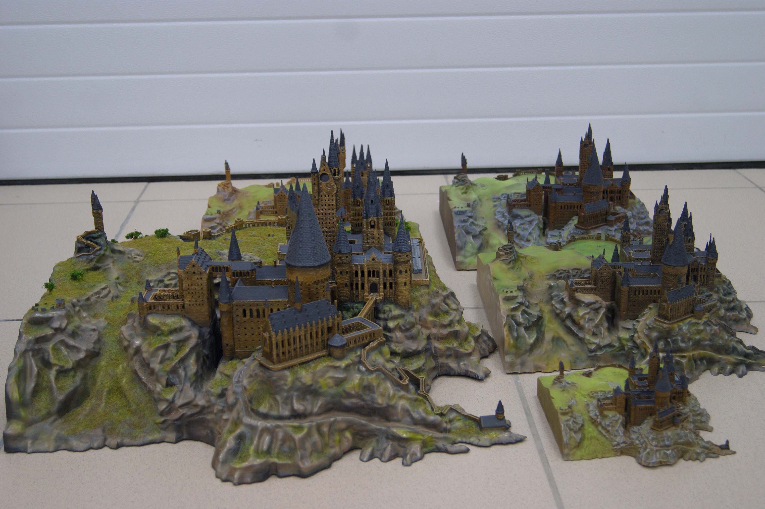 Scale model of hogwarts castle sales