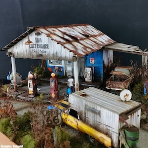 Old America Gas Station 1:24 Gas Station - Laser Cut Wooden Kit for Diorama / Model Making to Build Yourself