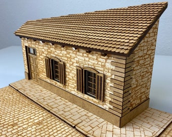 Haus mit Mauerwerk und Straße 1:35 - Laser Cut Bausatz aus Holz zum selberbauen - hochwertiger Modellbau DIY Kit für Bastler & Kreative